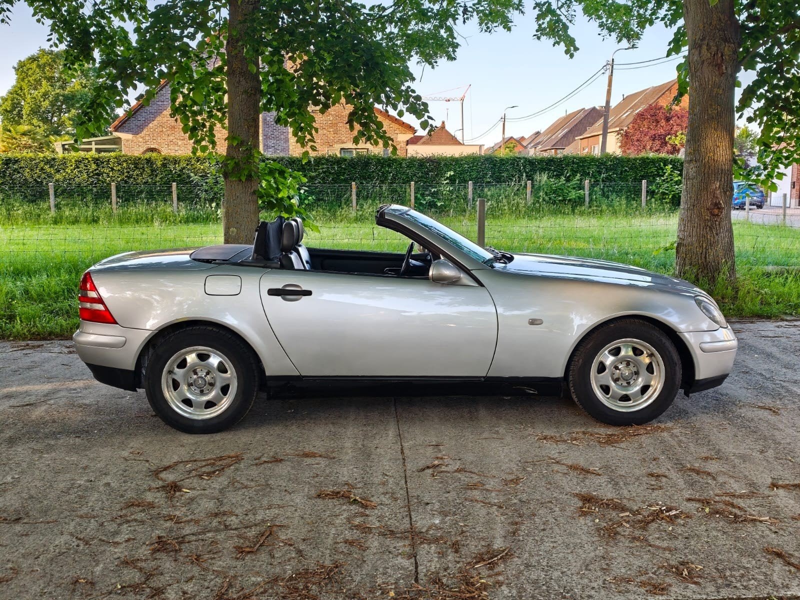 Mercedes SLK 200 – Cabriolet – 1999 – 103.000 km, Autos, Cuir, Argent ou Gris, Entreprise, Noir