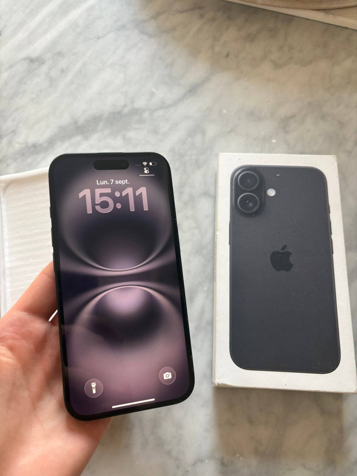 iPhone 16 128GB Black Sidéral, Enlèvement ou Envoi, Comme neuf, IPhone 16