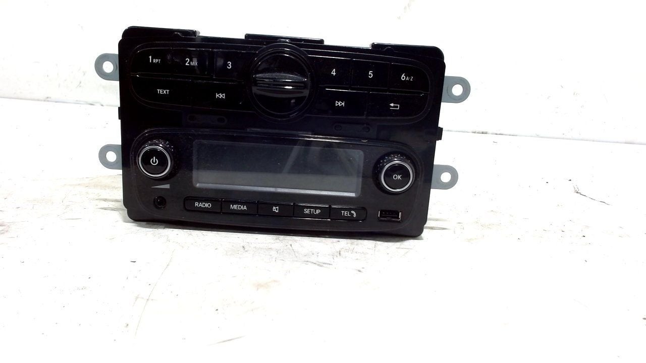 Radio Smart Forfour, Auto diversen, Autoradio's, Ophalen of Verzenden, Van der Ven Autorecycling B.V., Onderdelen@venauto.nl, Ettenseweg 76, 4706 PB Roosendaal, The Netherlands