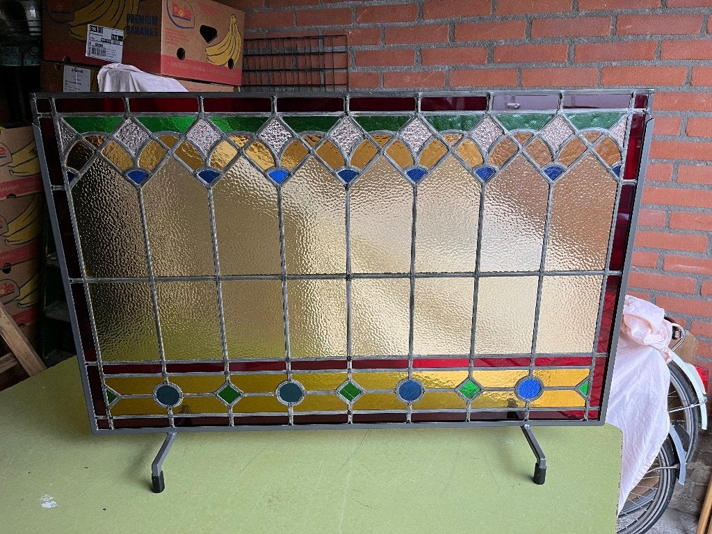 Glas in lood voorzetraam in gekleurd glas en metalen frame, Ophalen, Nieuw, Glas