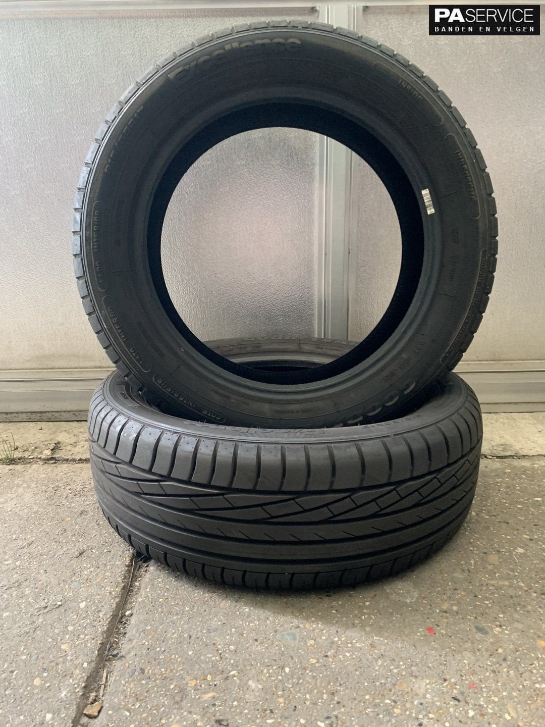 2x Goodyear  215 55 17 zomerbanden met 6.8 mm, Auto-onderdelen, Banden en Velgen, Gebruikt, Velg(en), -, -