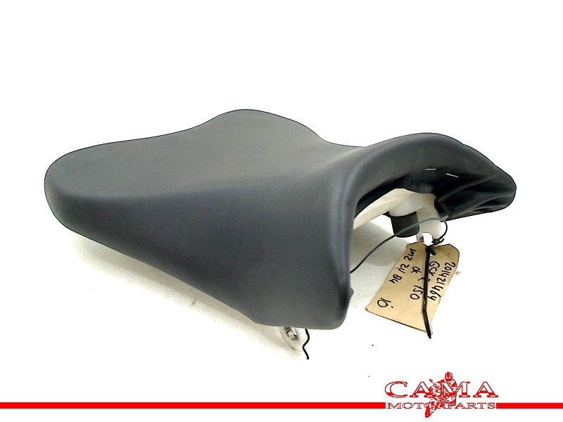 BUDDYSEAT VOOR GSX R 750 2008-2010 (GSXR750 K8 / K9 / L0), Dhr. S. di Majo, Gebruikt, Info@cama-motorparts.nl, P.J. Troelstraweg 8 8
3144 CX  MAASSLUIS, NL