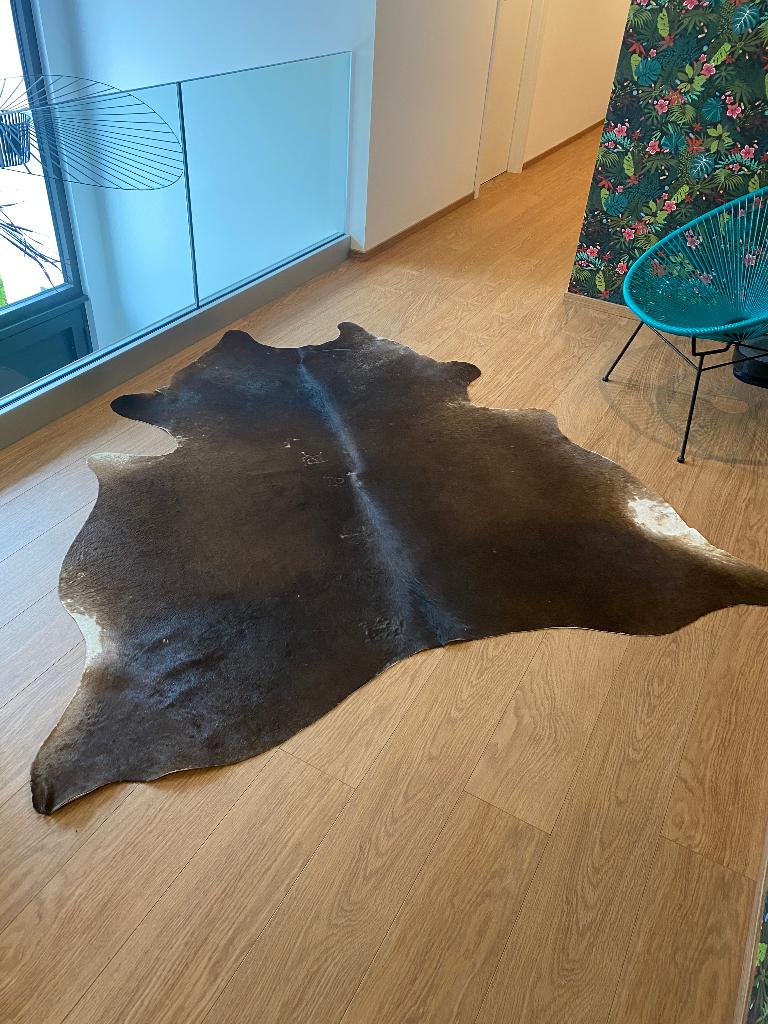 Tapis Peau de vache, Maison & Meubles, Enlèvement, Comme neuf