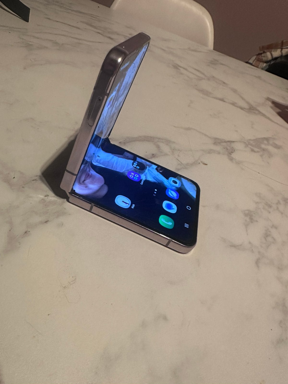 Samsung Galaxy Z Flip 5 - 512 Go - lavande, Télécoms, Enlèvement ou Envoi, Rose, Comme neuf, Sans abonnement