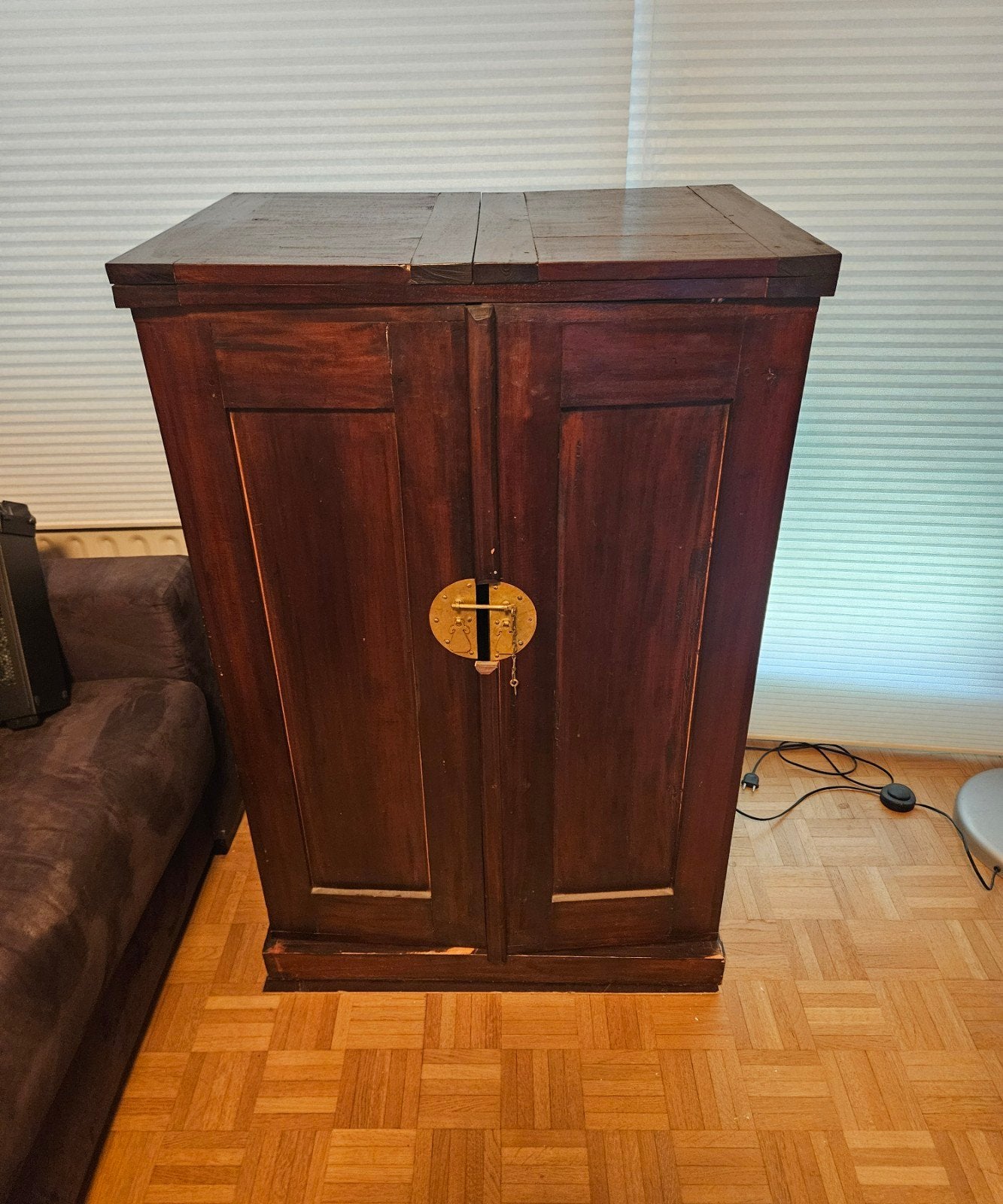 Bar en bois plein, Enlèvement