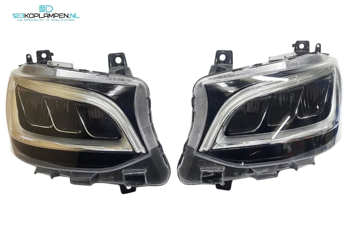 Mercedes Sprinter W907 W910 Led Koplamp links rechts, Utilisé, -, -, Enlèvement ou Envoi