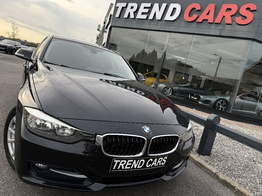 BMW 316D AUT. PACK SPORT SIEGE CUIR CHAUFFANT CUIR GA 1AN, Automaat, Achterwielaandrijving, 4 cilinders, Zwart