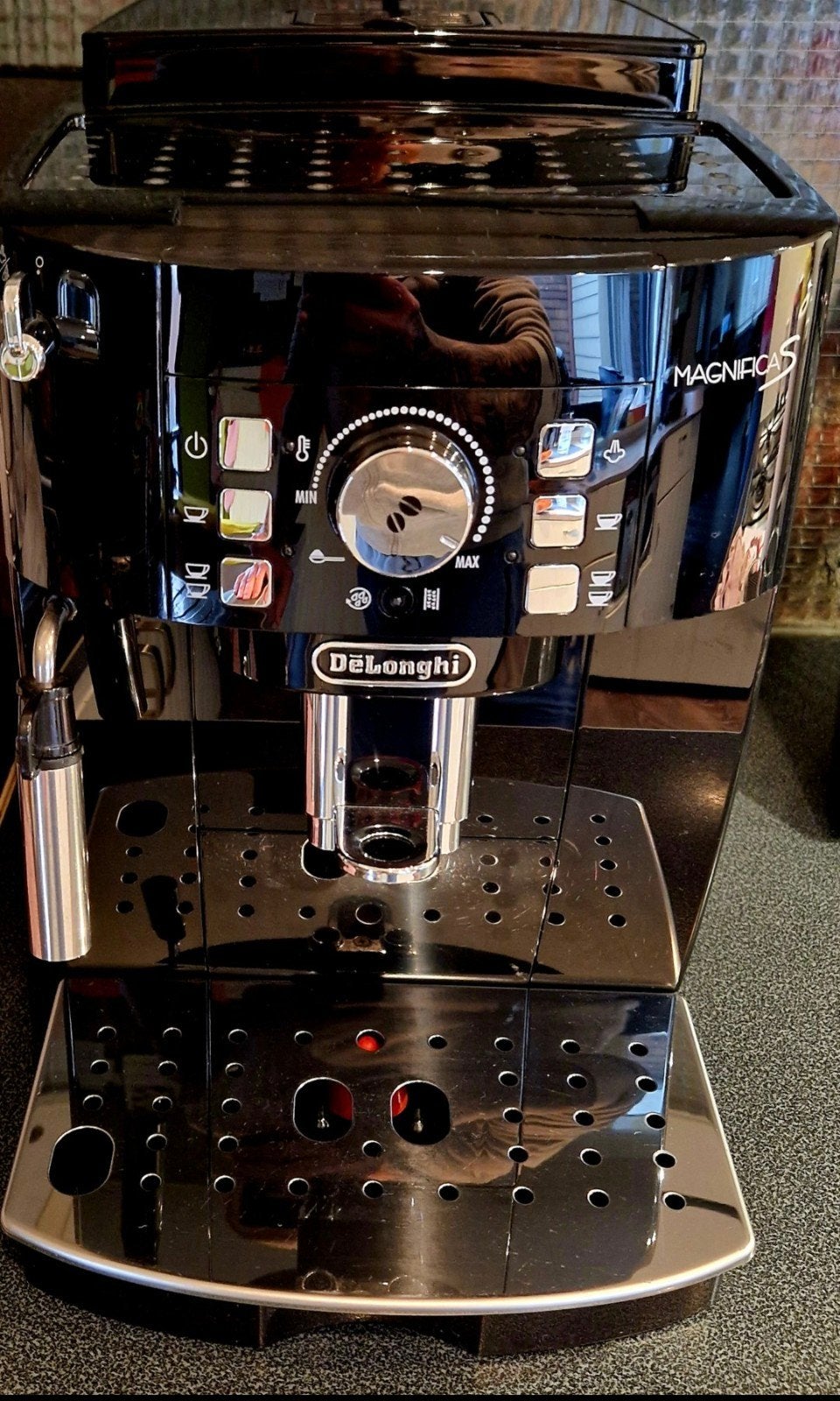 De'Longhi Magnifica S ( in nieuwe staat ), Elektronische apparatuur, Ophalen, Zo goed als nieuw