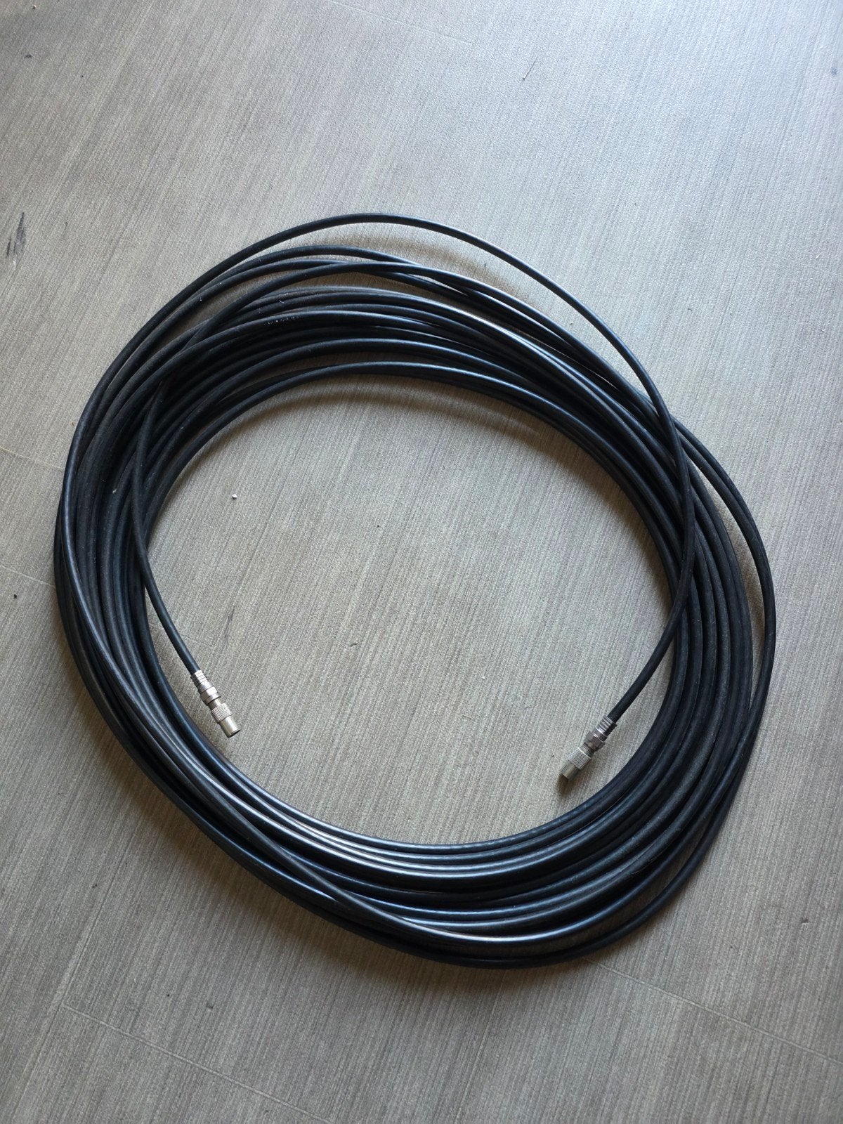Antennekabel / Coaxkabel, Audio, Tv en Foto, Ophalen of Verzenden, Zo goed als nieuw, 10 meter of meer, Coaxiale kabel