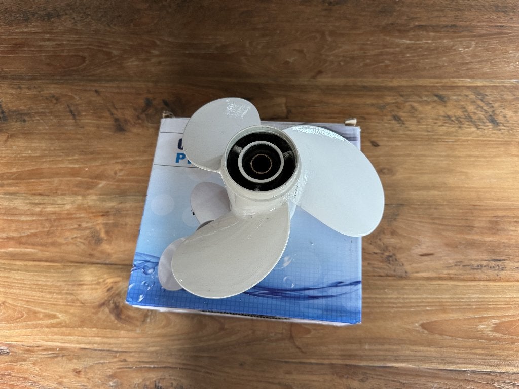 Buitenboordmotor propeller 8 1/2 & pitch 6 1/2 6-8pk, Watersport en Boten, Bootonderdelen, Ophalen of Verzenden, Zo goed als nieuw