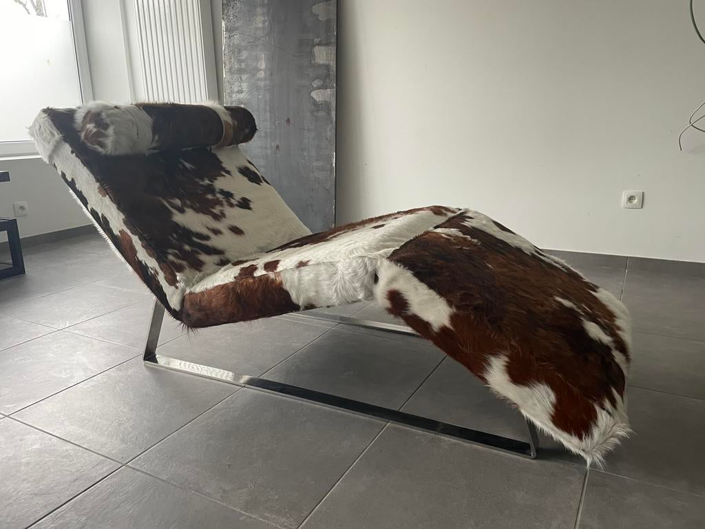 Chaise longue, véritable peau de vache, Enlèvement, Comme neuf