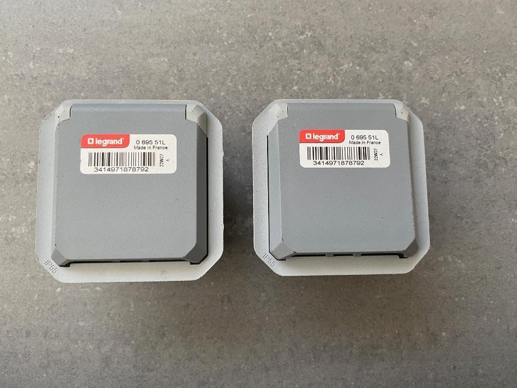 2 x legrand stopcontact, nieuw, Doe-het-zelf en Bouw, Ophalen of Verzenden, Nieuw, Stopcontact