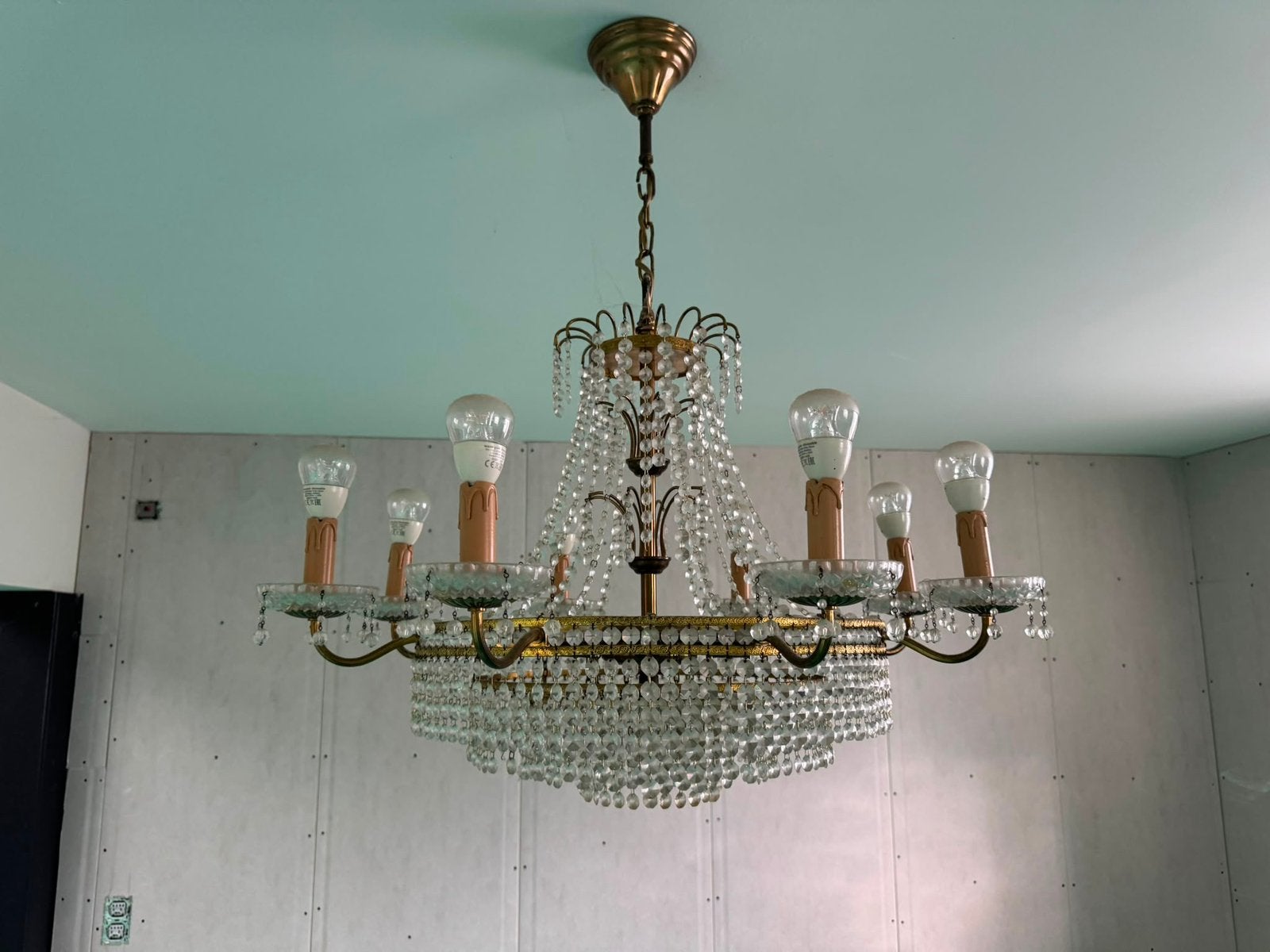 Magnifique Lustre Vintage en Cristal – 8 Points Lumineux, Enlèvement, Utilisé