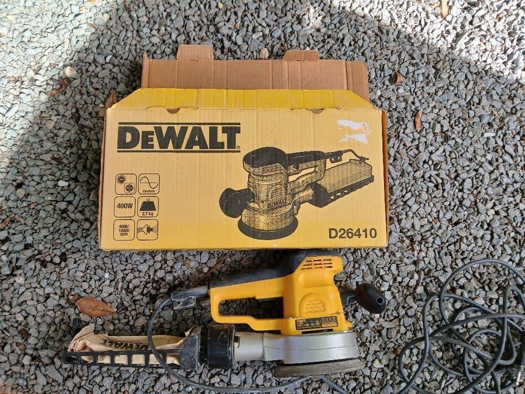 Dewalt : electrische schuurmachine, Enlèvement ou Envoi, Utilisé, Moins de 600 watts, Ponceuse circulaire