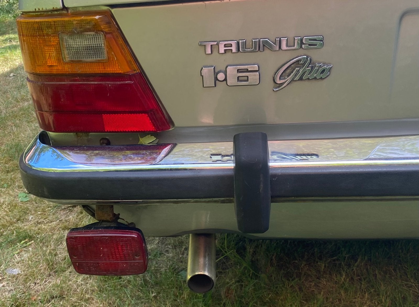 Ford Taunus Ghia, Auto's, 4 deurs, Achterwielaandrijving, Zwart, 1600 cc