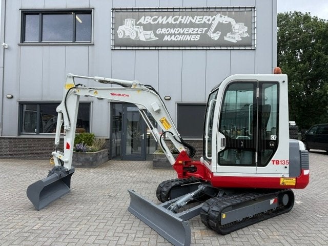 Takeuchi TB135 4600u 3.6T Minigraver Minikraan, Ophalen, Graafmachine