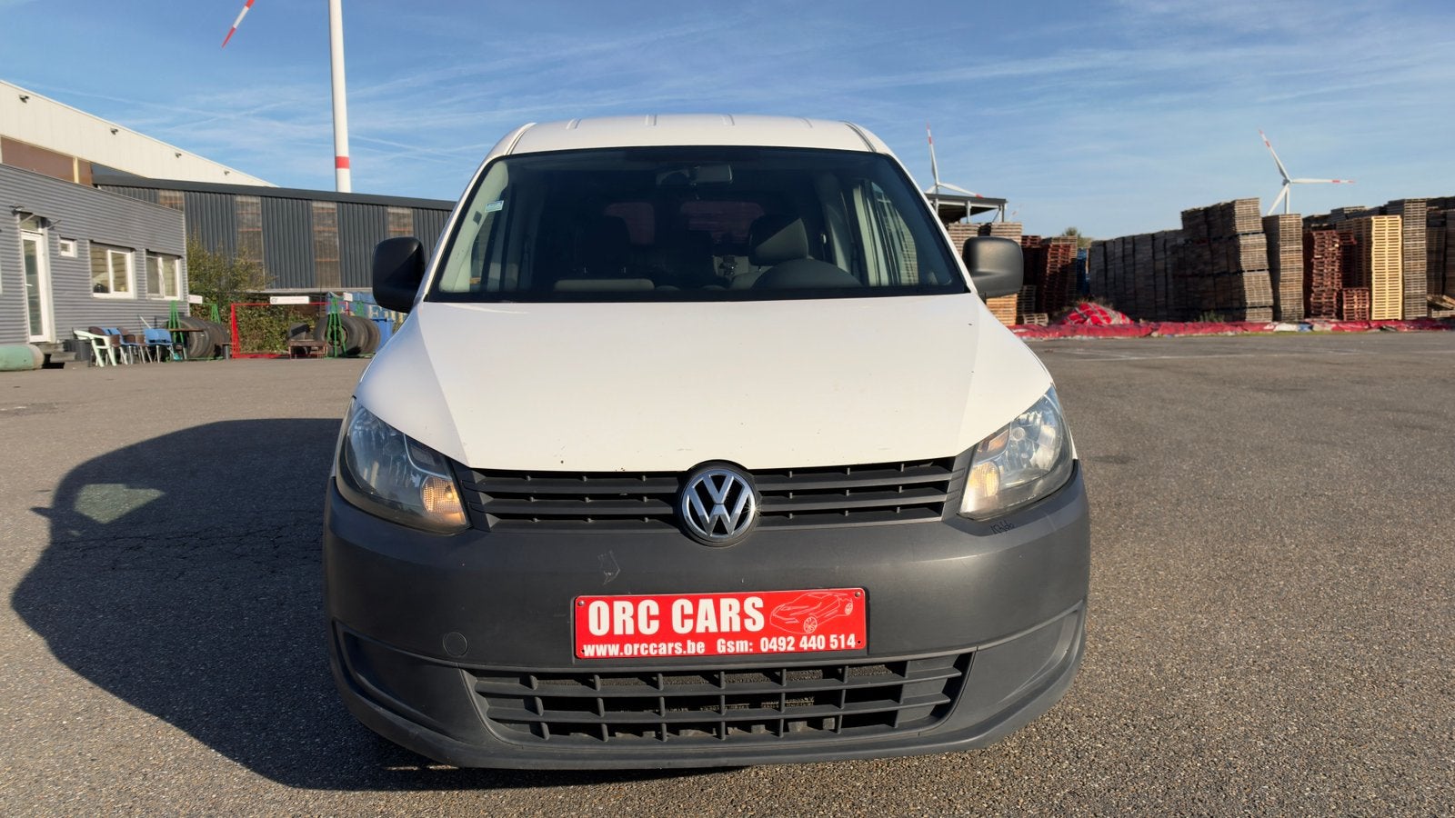 VOLKSWAGEN CADDY MAXI 1.6 TDI – LICHTE VRACHT DUBBELE CABINE, Auto's, Monovolume, Zwart, 4 cilinders, Leder en Stof