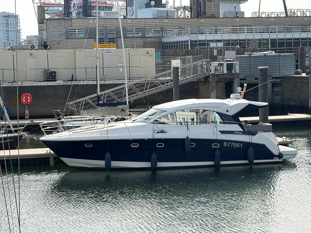 Jeanneau Prestige 42/44 S, Watersport en Boten, Motorboten en Motorjachten, Zo goed als nieuw, Polyester, Diesel, Binnenboordmotor