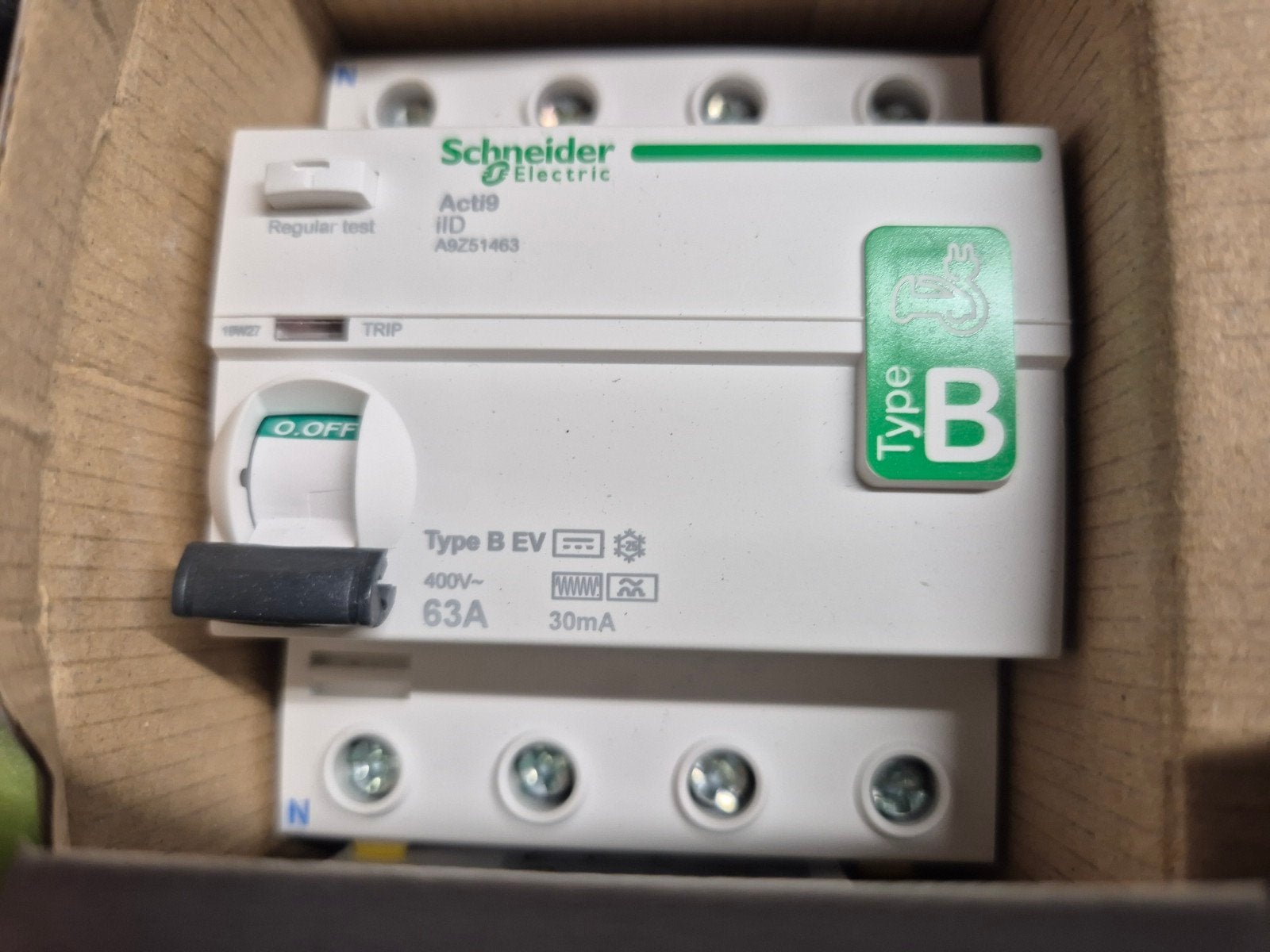 differentiel type B 63A 4 pole, Enlèvement, Neuf, Schneider Electric, Disjoncteur différentiel