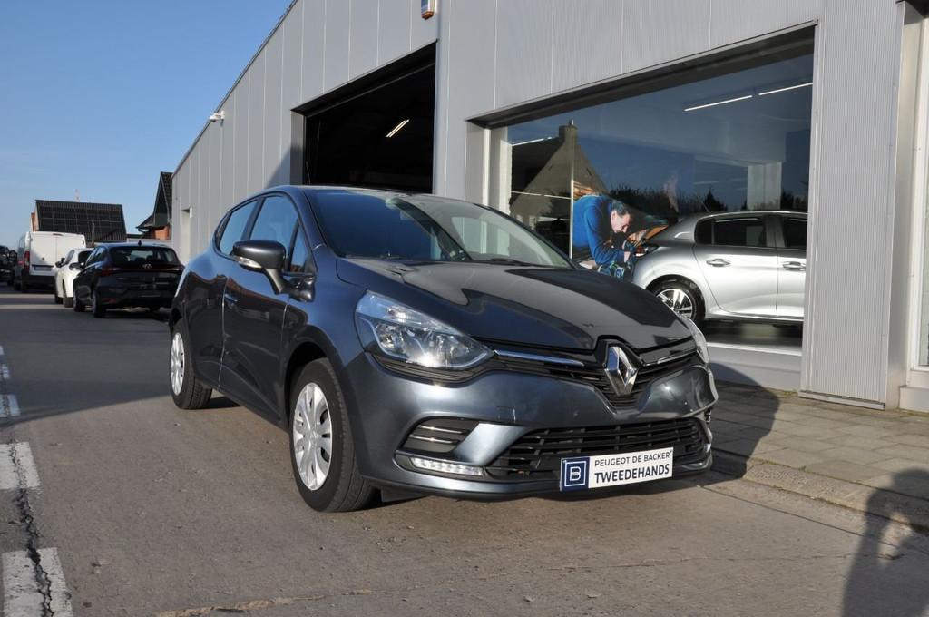 Renault Clio Premium Select (bj 2019), Auto's, Voorwielaandrijving, Euro 5, Gebruikt, Bedrijf