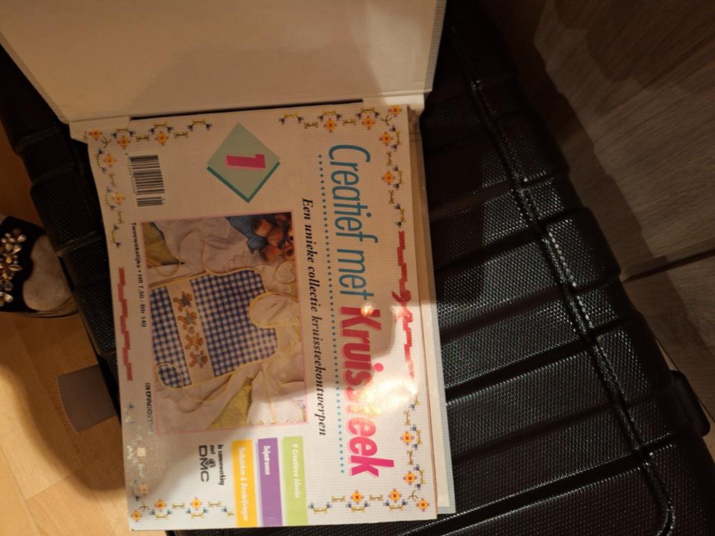 6 complete kruisteekvoorbeelden, Hobby en Vrije tijd, Borduren en Borduurmachines, Ophalen of Verzenden