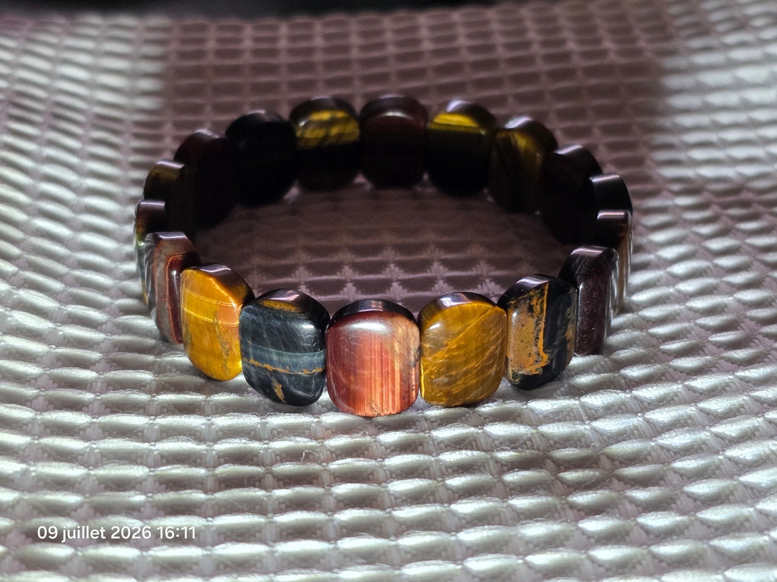 Zeer mooie elastische armband met tijgeroog, Handtassen en Accessoires, Armbanden, Ophalen, Nieuw, Elastiek, Met edelsteen