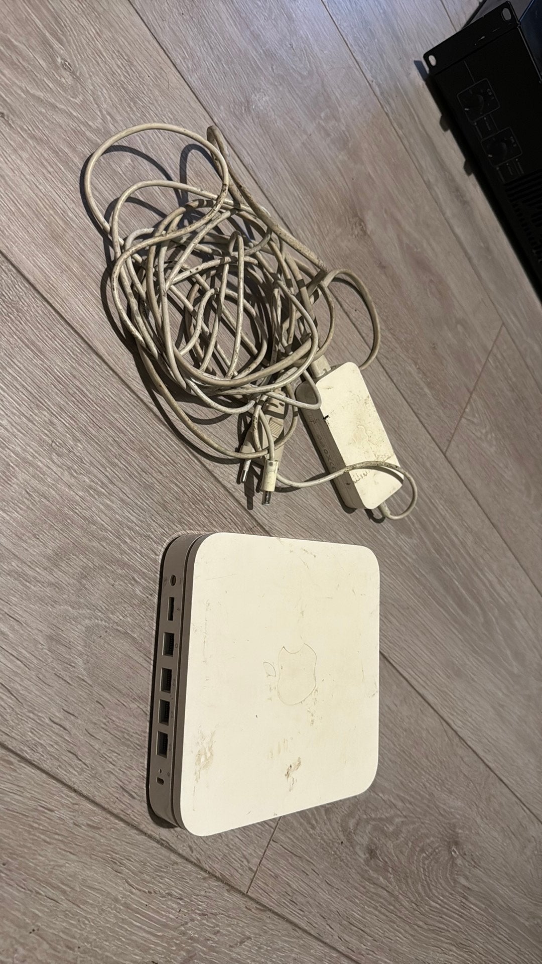 Apple AirPort Extreme A1143, Enlèvement, Utilisé