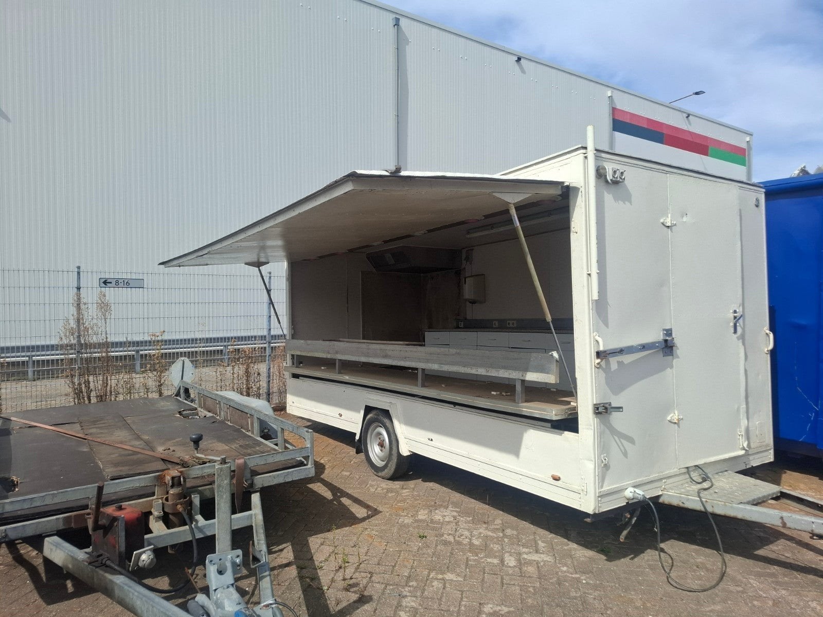 verkoopwagen foodtruck markt marktwagen kermis koop of ruil, Enlèvement