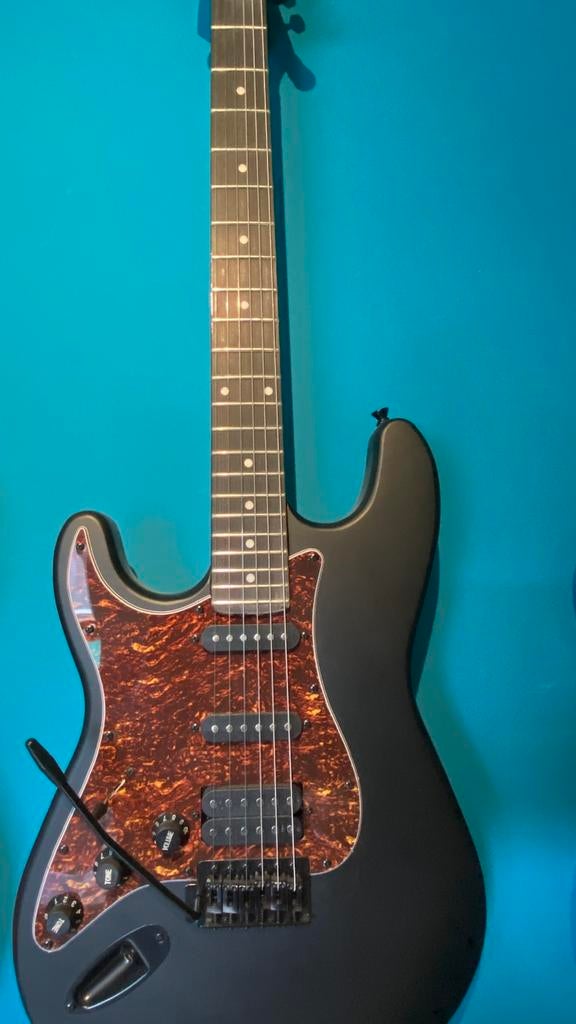 Electriche gitaar Harley Benton, kleur: zwart, Enlèvement, Comme neuf, Solid body, Autres marques