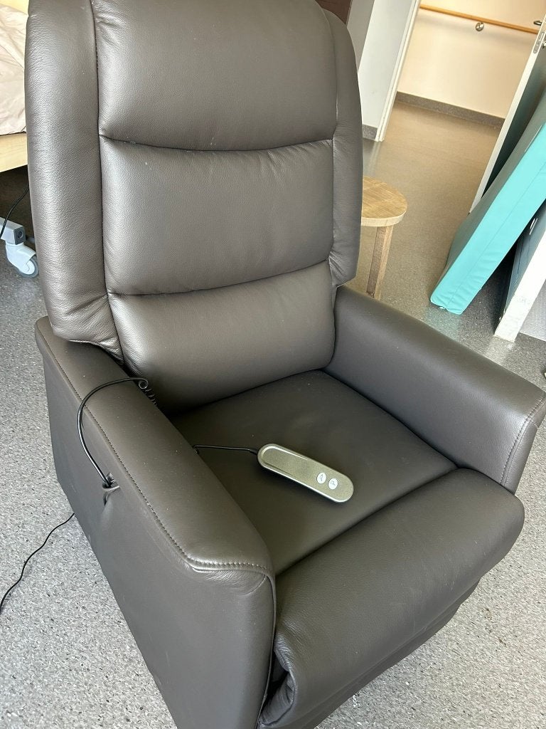 Relax électrique, Maison & Meubles, Fauteuils, Comme neuf, Cuir, Enlèvement