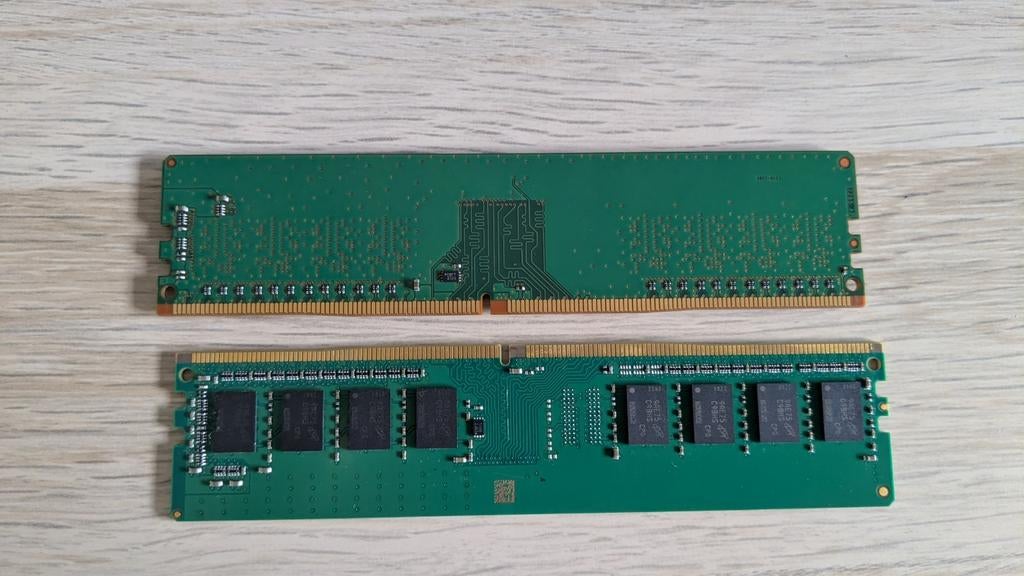 2x ram - 8GB DDR4-2400 UDIMM 1.2V CL17, Informatique & Logiciels, Mémoire RAM, Enlèvement ou Envoi, DDR4