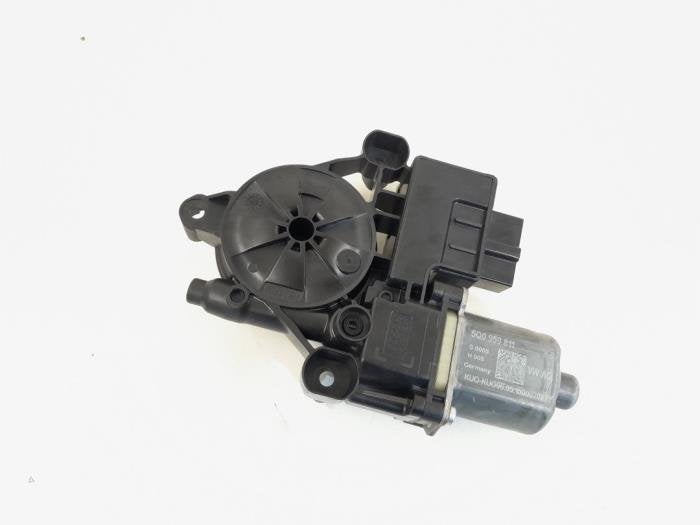 Moteur de vitre portière d'un Volkswagen Golf, Volkswagen, -, 3 mois de garantie, Utilisé