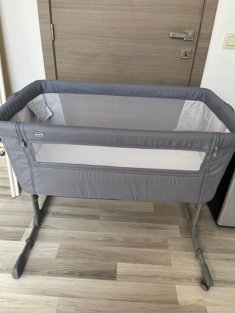 Chicco Next2Me co-sleeper met doos nieuw, Enfants & Bébés, Enfants & Bébés Autre, Enlèvement, Comme neuf