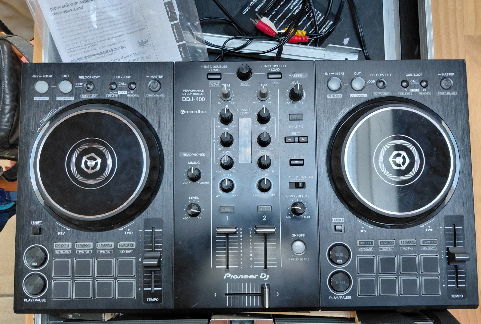 Table de mixage, Enlèvement, Pioneer