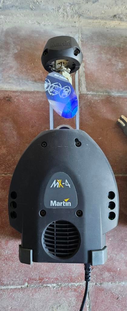 Martin MX4, Musique & Instruments, Enlèvement, Utilisé, Lumières, Commande sonore