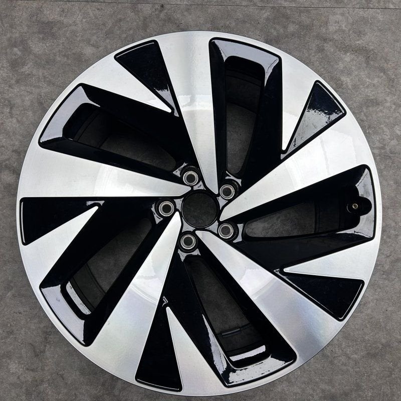 20 inch originele Drammen velg Volkswagen ID.4 11A601025H (2, Autos : Pièces & Accessoires, -, Pneu(s), Utilisé, 20 pouces