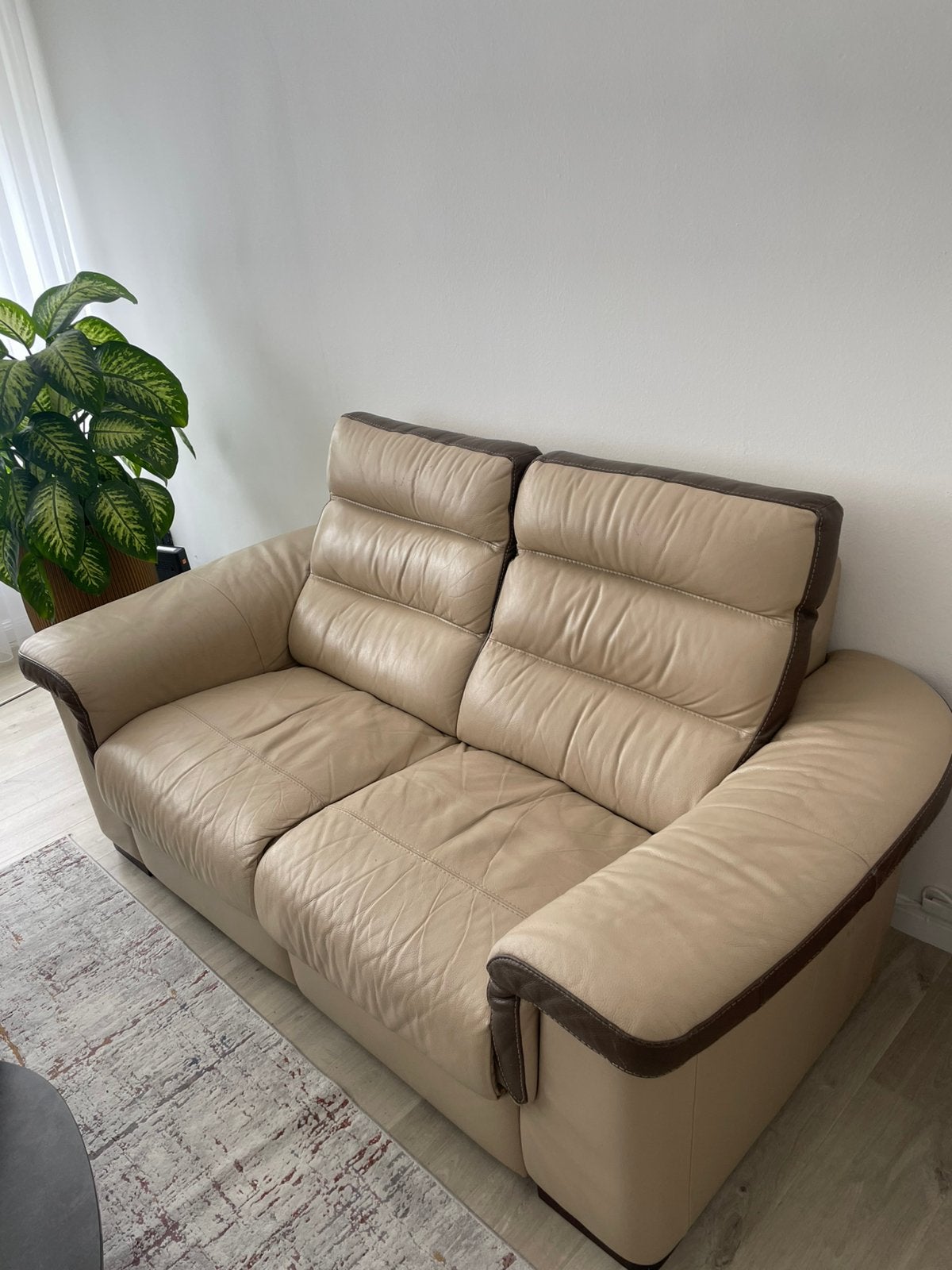 Zetel te koop, Ophalen, Leer, Rechte bank, Nieuw