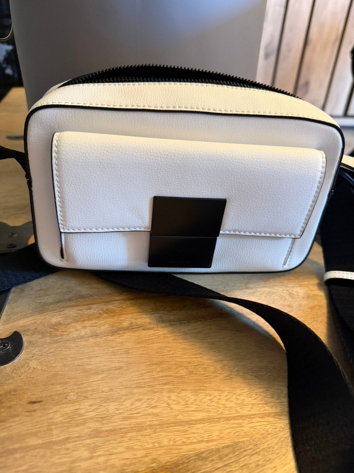 Sac unisexe calvin klein, Handtassen en Accessoires, Tassen | Damestassen, Ophalen, Zo goed als nieuw, Wit