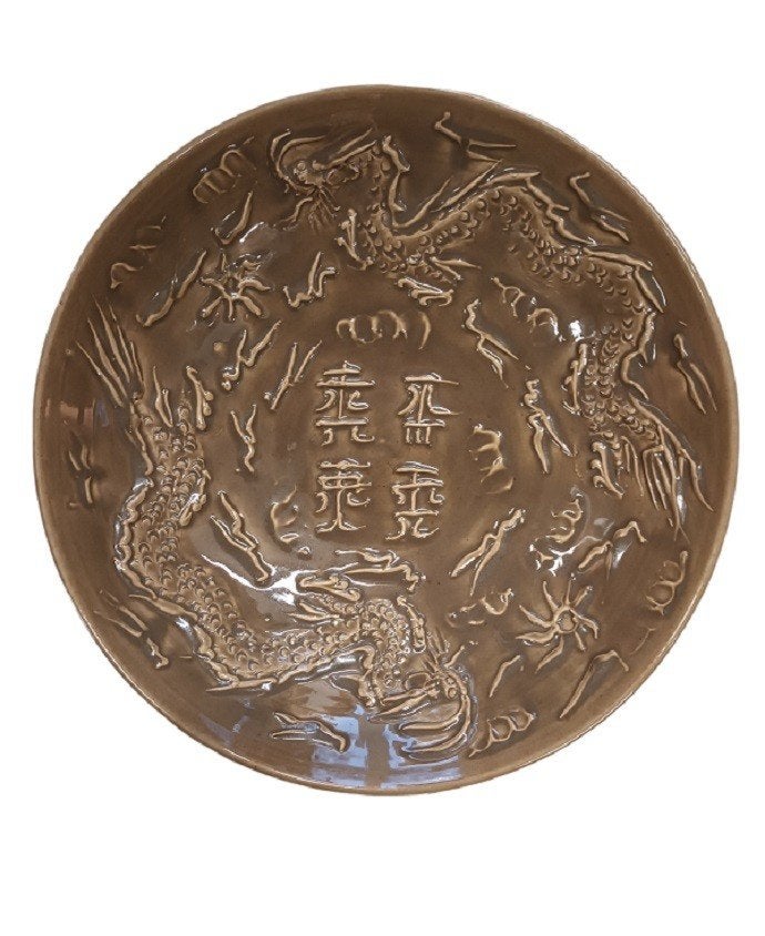 grands « dragons » asiatiques de grande taille., Enlèvement