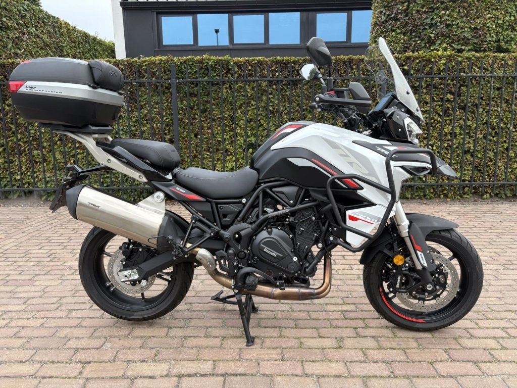 Benelli TRK 702, Motoren, 2 cilinders, Motorrijbewijs A, Meer dan 35 kW, 702 cc