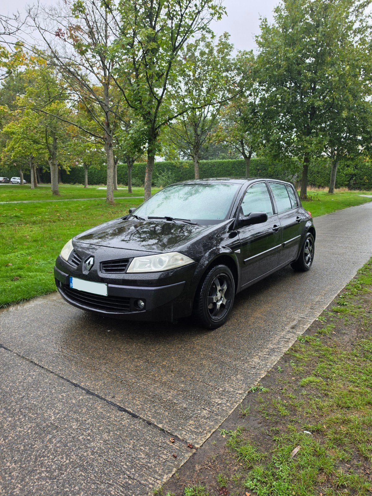 Renault Megane 1.4 Benzine Gekeurd, Isofix, Zwart, Handgeschakeld, 5 deurs