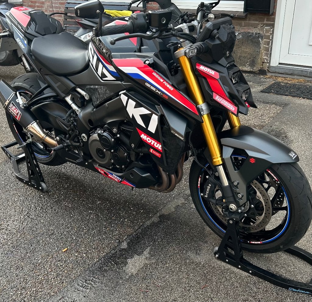 Suzuki gsx s 1000, Motoren, Motoren | Suzuki, Meer dan 35 kW, Naked bike, 4 cilinders, Nieuw