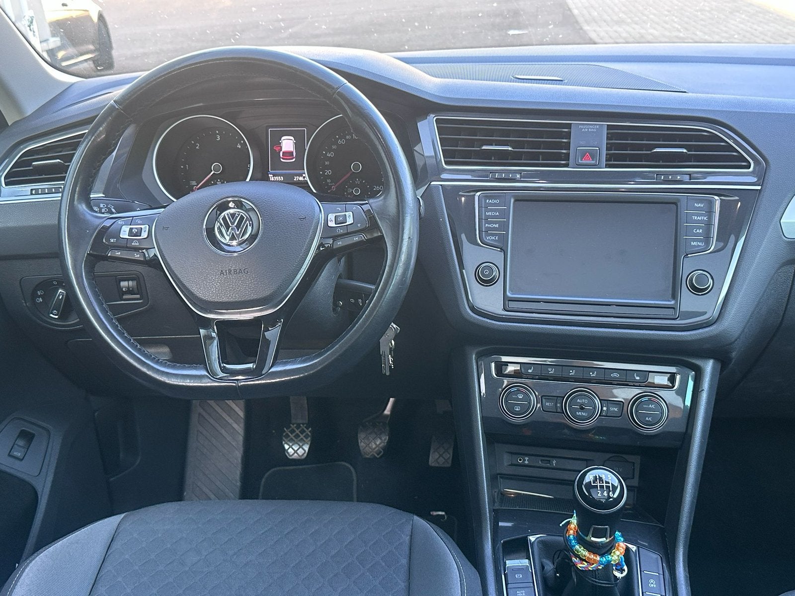 VOLKSWAGEN TIGUAN 2.0 TDI EURO 6B – 2017 – 183.553 KM, Auto's, Stof, Particulier, SUV of Terreinwagen, Te koop