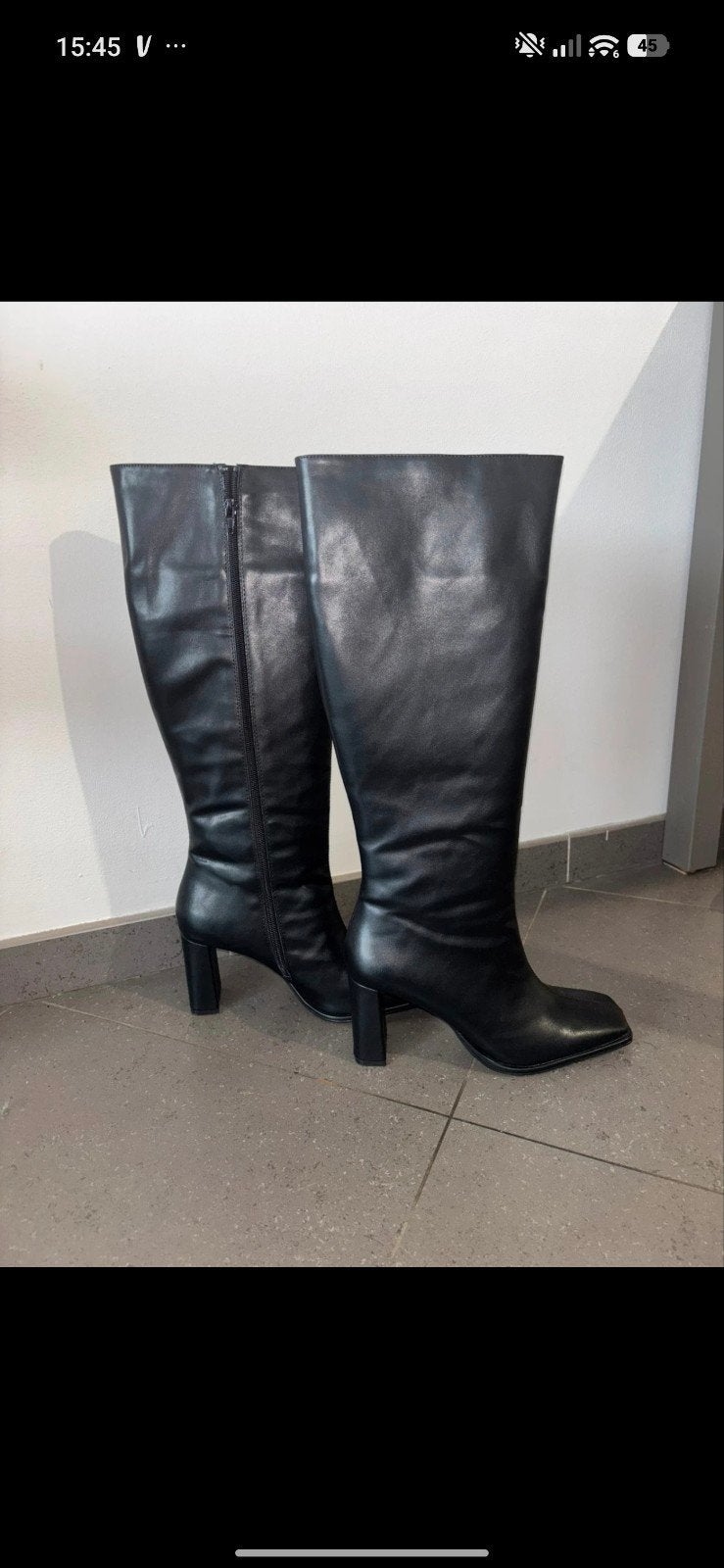 botte Anna field 39, Enlèvement ou Envoi