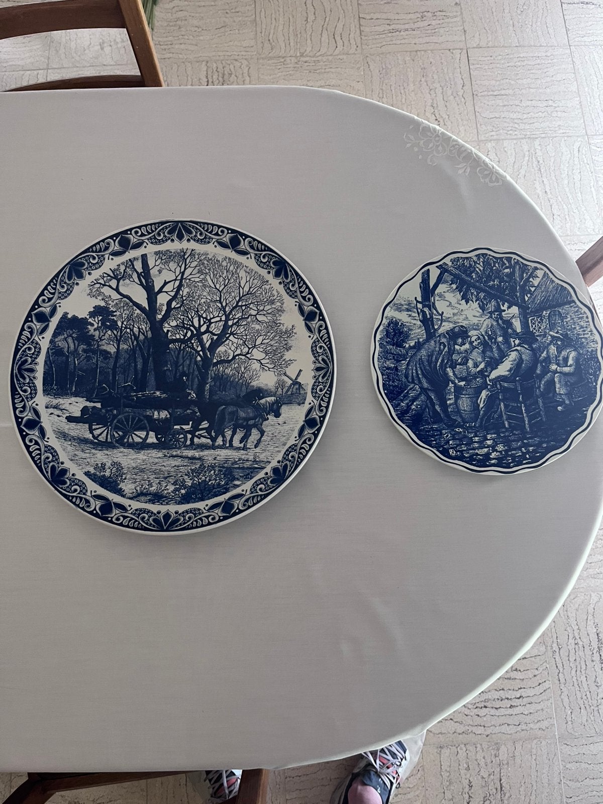 Set van 2 borden delfts blauw, Antiek en Kunst, Ophalen