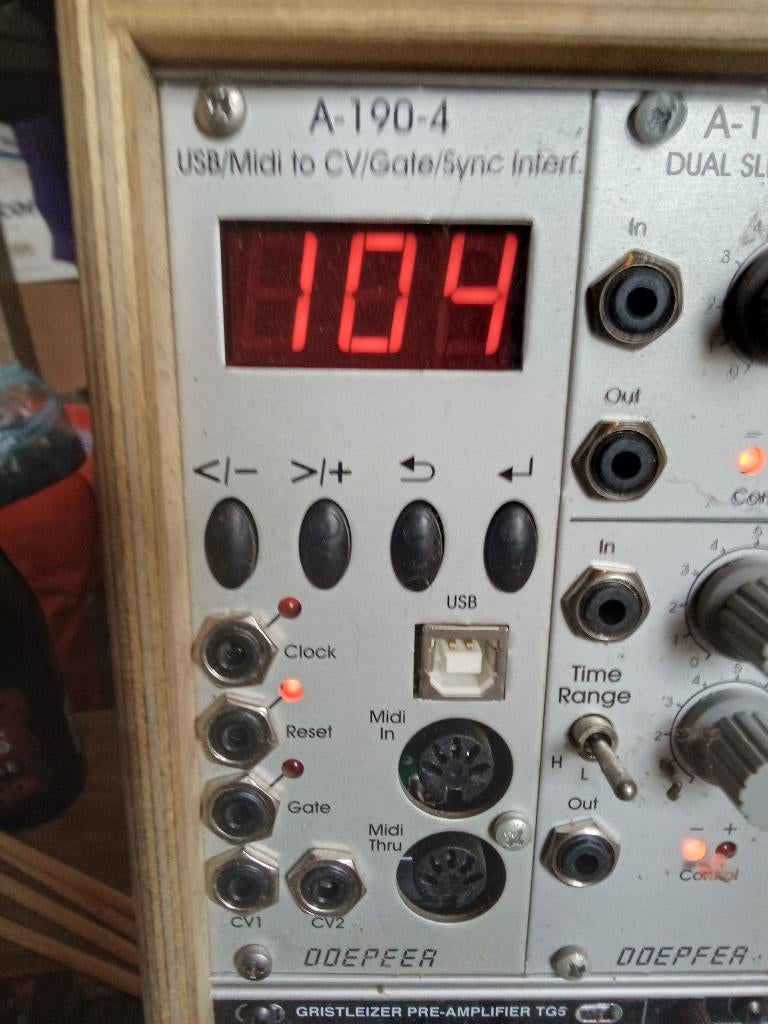 Doëpfer a-190-4 eurorack Midi vers CV, Musique & Instruments, Modules de son, Enlèvement ou Envoi, Comme neuf