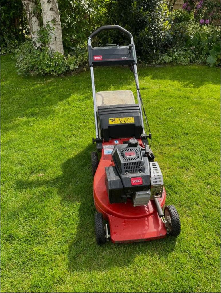 Gezocht gratis benzine grasmaaier, Jardin & Terrasse, Tondeuses à gazon, Enlèvement