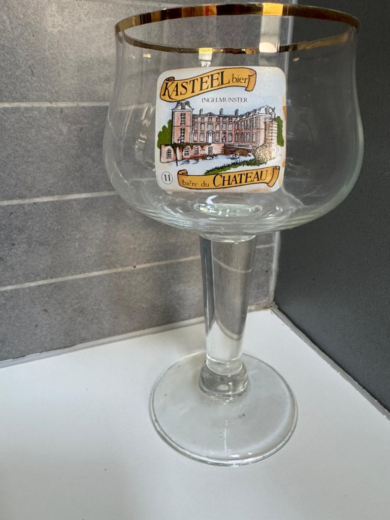 Eén bierglas Kasteelbier, Verzamelen, Ophalen, Gebruikt, Glas of Glazen