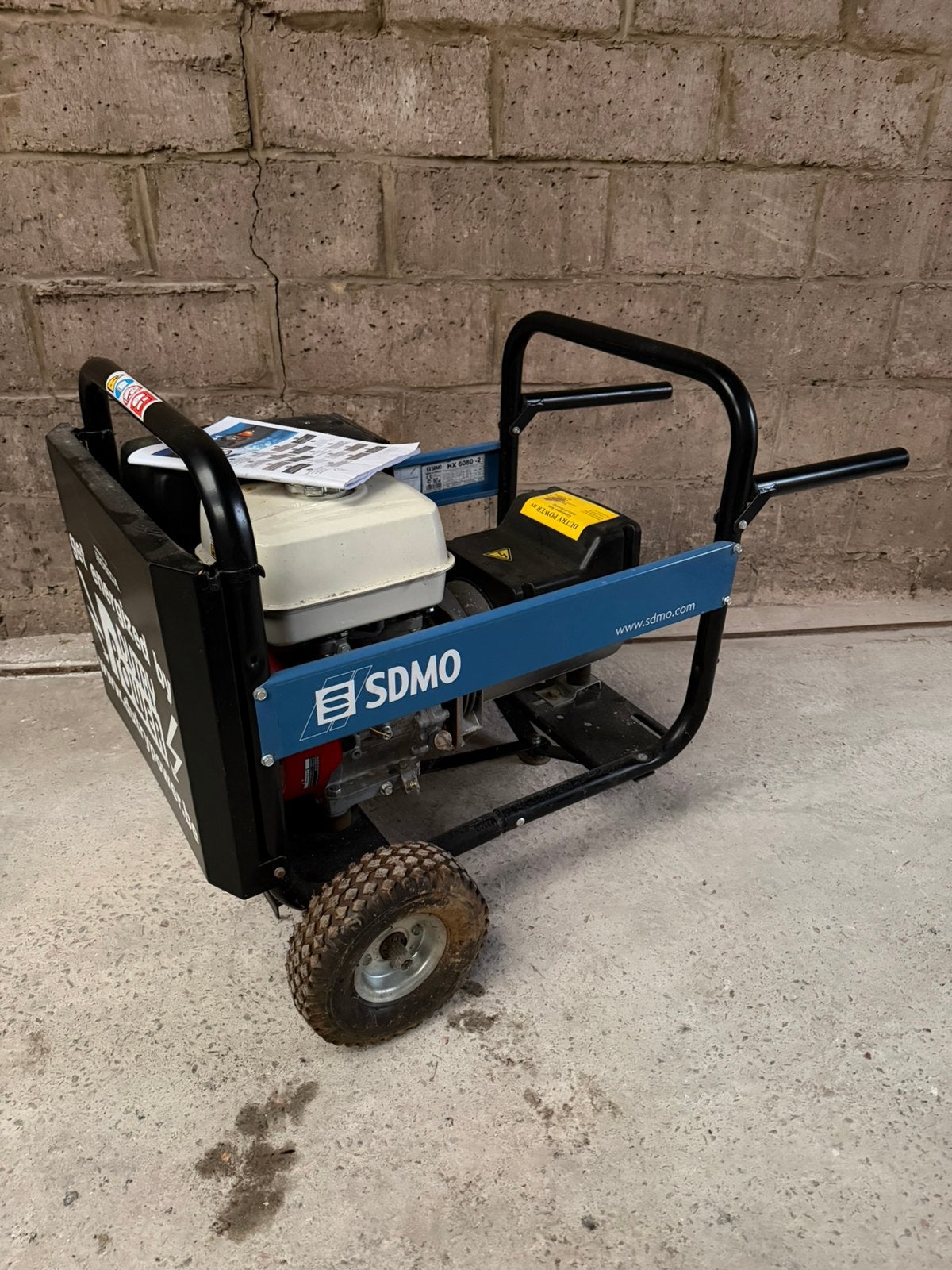SDMO HX 6080-2 draagbare stroomgenerator / agregaat, Ophalen, Zo goed als nieuw