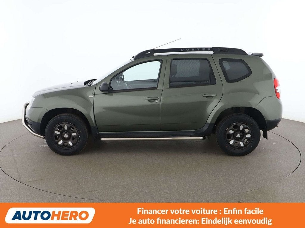 Dacia Duster 1.6 Laureate 4x2 (bj 2015), Auto's, Dacia, Voorwielaandrijving, Euro 5, Gebruikt, Zwart